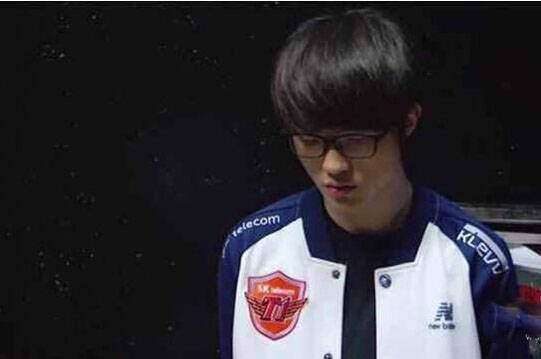 RNG赛后群访 下路选手LP：我想要和队友们一起打造一支全新的RNG